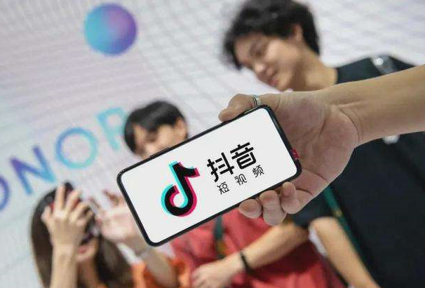 2023抖音多少粉丝可以赚钱（普通人如何用抖音赚钱）